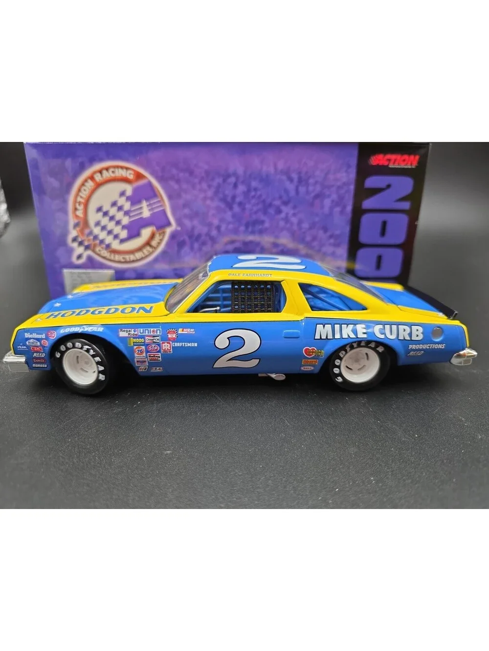 1980 Dale Earnhardt #2 Mike Curb Productions Olds 442 1/24 1:24 Action Diecast
